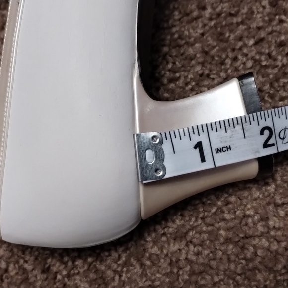 Life Stride women formal dress shoes size 7.5W white heeled shoes - Picture 11 of 11